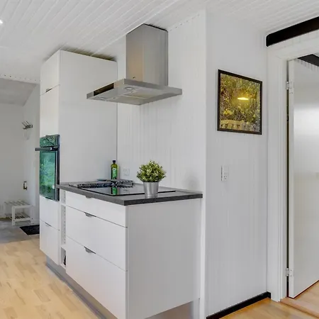 Djuna - 200m From The Sea By Interhome